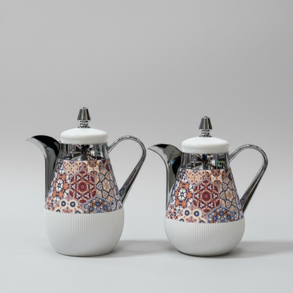 طقم دِلَّة الفُسَيْفِساء – قهوة وشاي (350ml + 500ml) – أبيض مزخرف