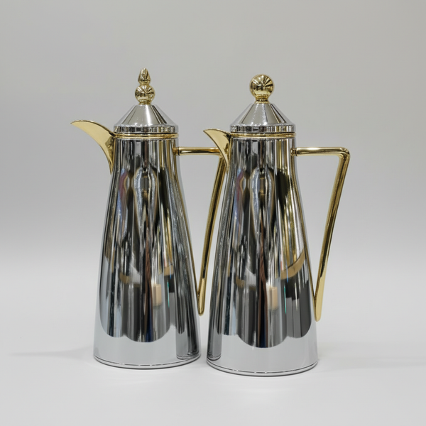 طقم دِلَّة الضِّيَافَة – قهوة وشاي (1L + 1L) – فضي مع ذهبي