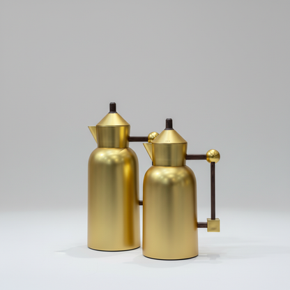 طقم دِلَّة العِزّ – قهوة وشاي (1L + 700ml) – أسود مطفي مع ذهبي