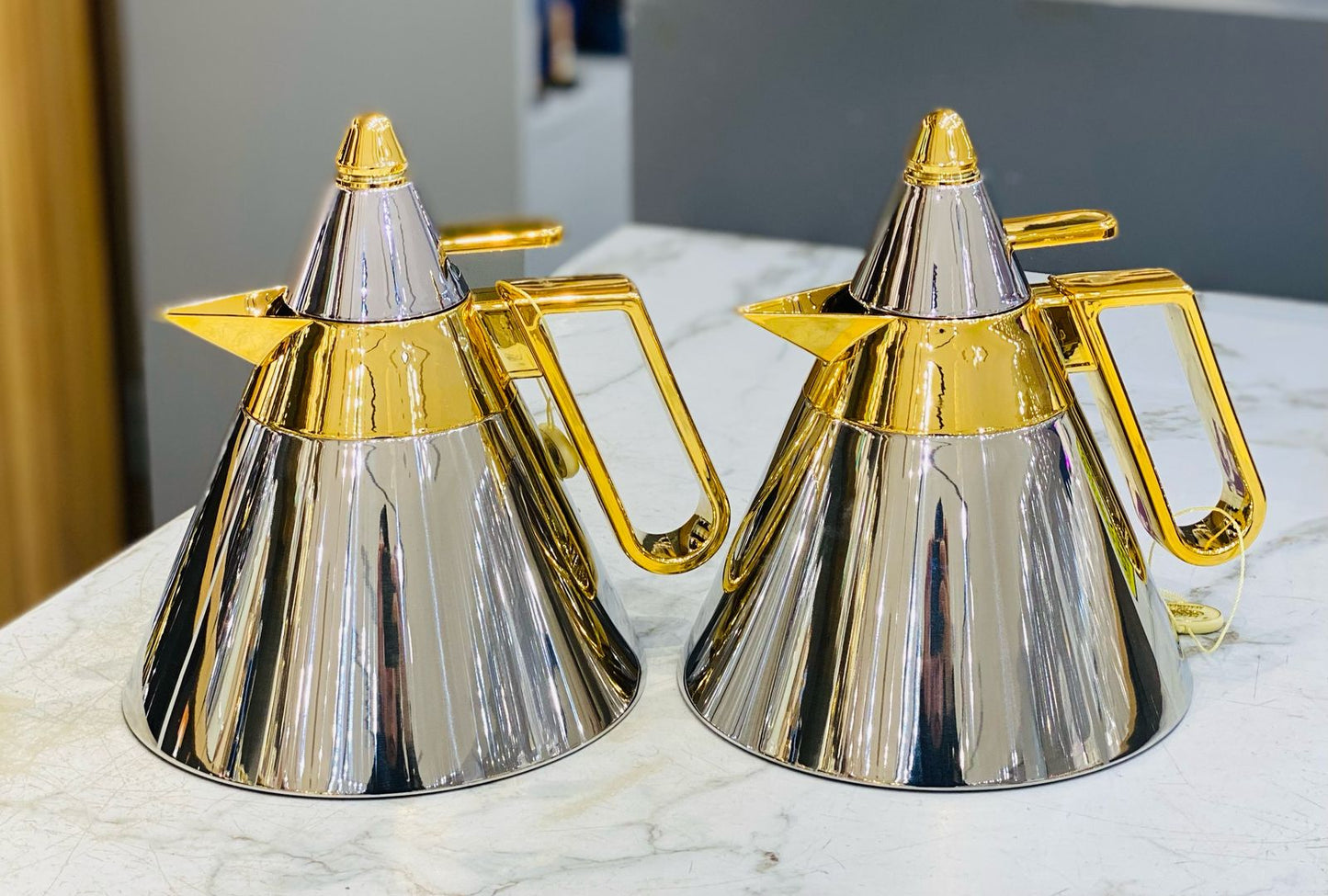 تصميم استايل خارجي من الستانلس ستيل وداخل عالي الجودة